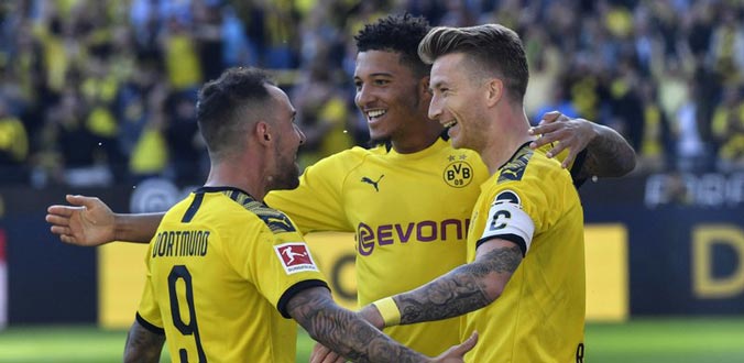 Vòng 4 Bundesliga: Leipzig cầm chân Bayern, Dortmund thắng đậm Leverkusen