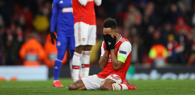 Vòng loại trực tiếp Europa League: Man United đại thắng, Arsenal bất ngờ bị loại