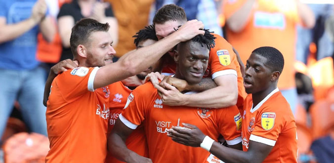 blackpool-vs-morecambe-01h30-ngay-4-9-2