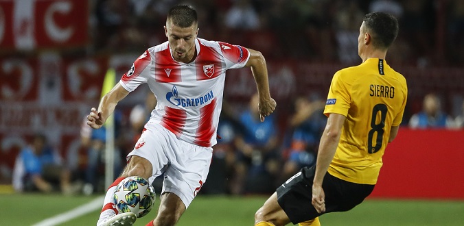 BELGRADE, SERBIA - AUGUST 27: Dusan Jovancic (L) of Crvena Zvezda in action against Vincent Sierro (R) of Young Boys during the UEFA Champions League Play Off Second Leg match between Crvena Zvezda and Young Boys at stadium Rajko Mitic on August 27, 2019 in Belgrade, Serbia. (Photo by Srdjan Stevanovic/Getty Images)