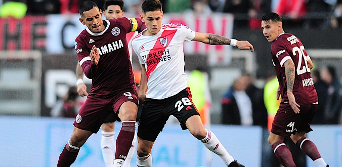 River Plate v Lan√∫s - Superliga Argentina 2019/20