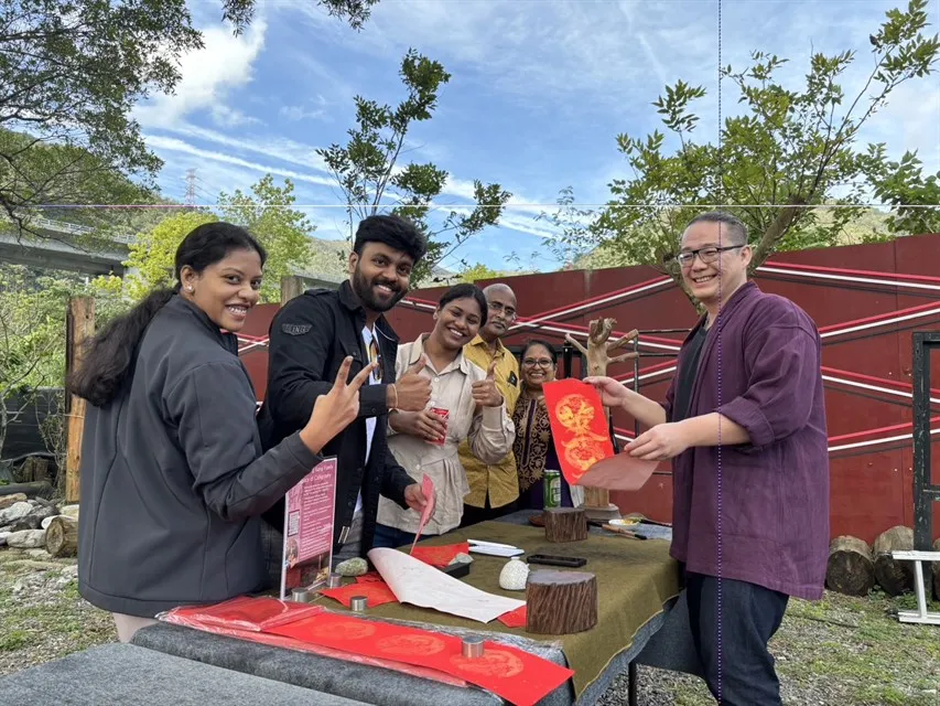 viet-nam-don-doan-du-lich-khen-thuong-tu-an-do-co-hoi-mo-rong-thi-truong-du-lich-cao-cap