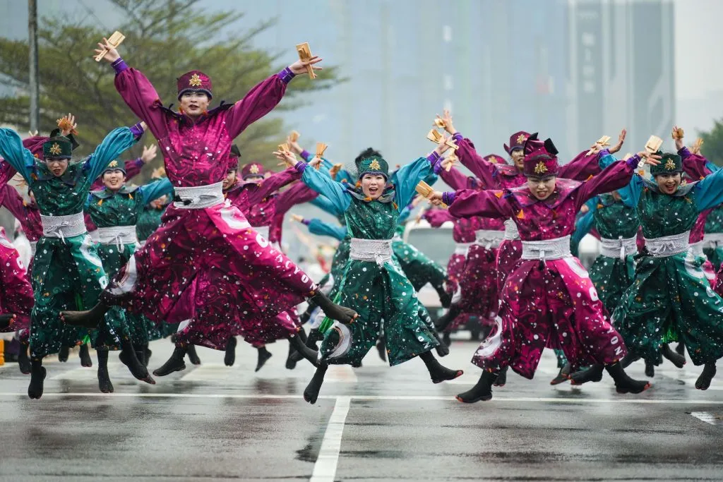 le-hoi-den-long-viet-nam-2025-ket-hop-ban-sac-dan-toc-cong-nghe-hien-dai-va-phat-trien-ben-vung